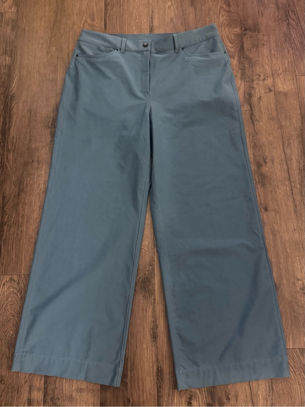 lululemon athletica Slate Blue Top With Size Sticker